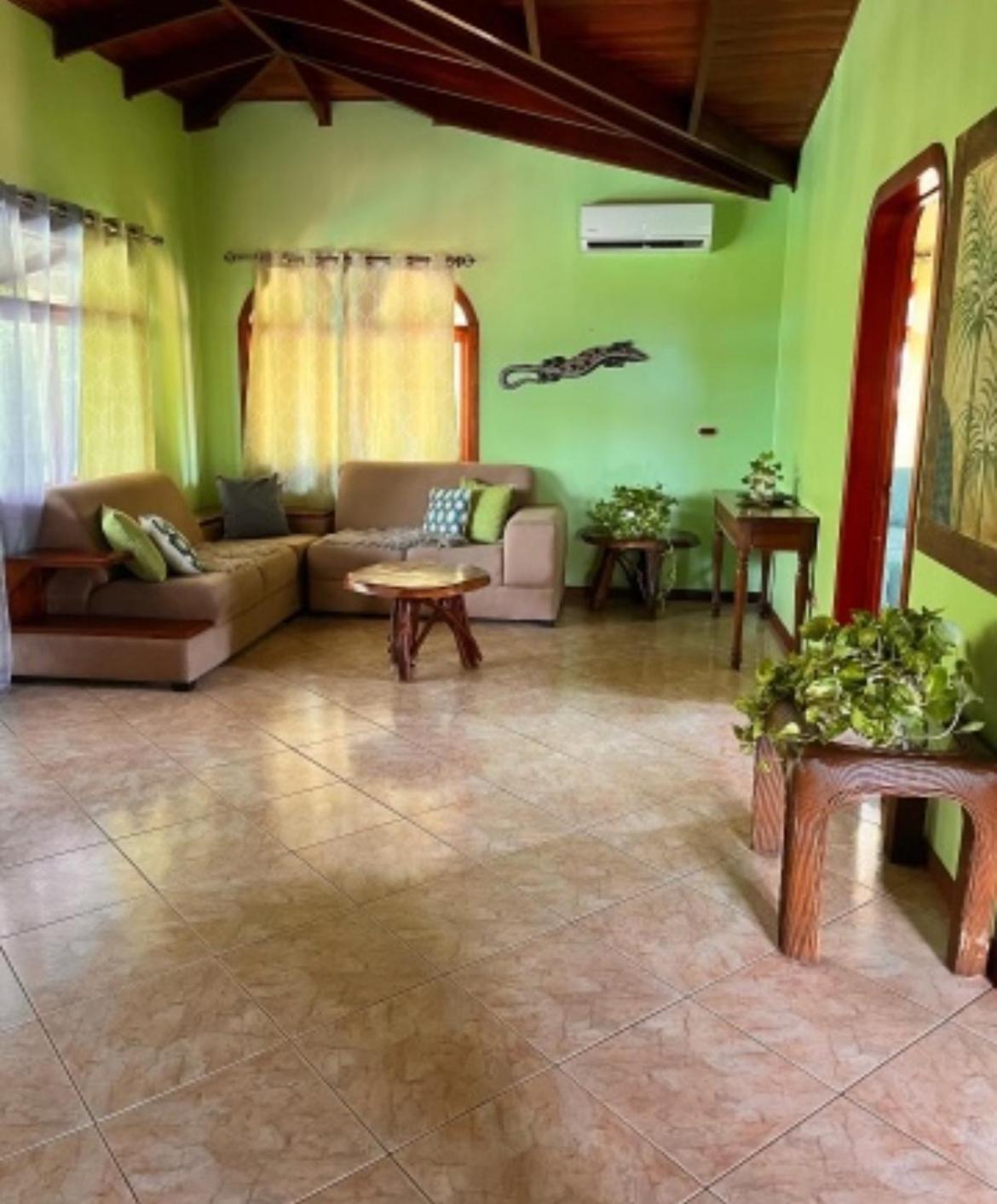 Marea Brava Apartment Jaco